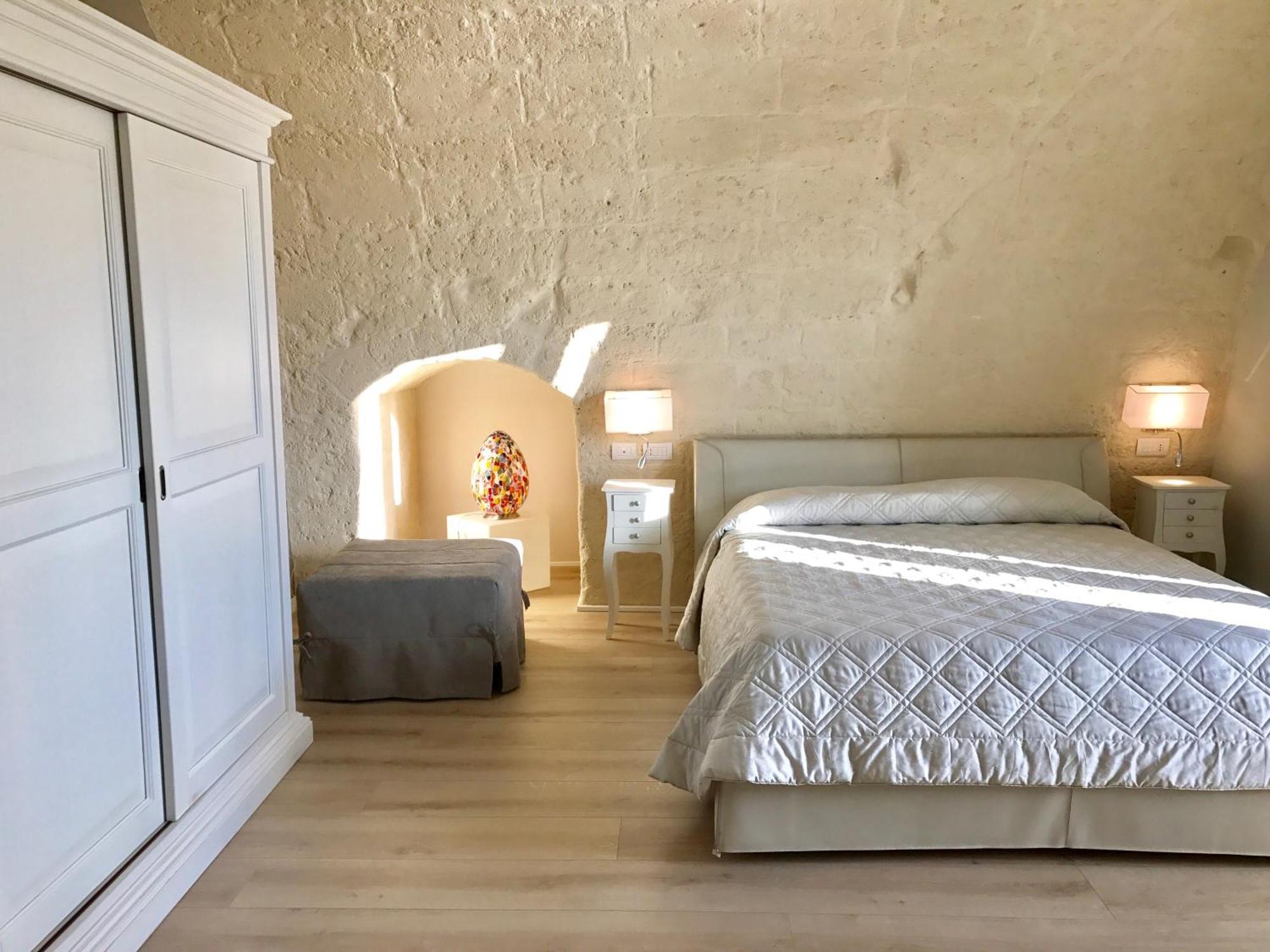 Tenuta Danesi - Camere - Appartamenti - Bubble Room Матера Экстерьер фото